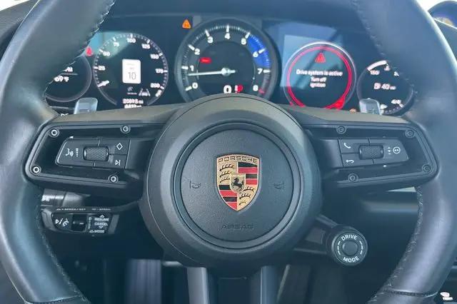 2023 Porsche 911 Carrera 4 GTS Cabriolet