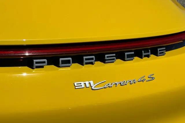 2023 Porsche 911 Carrera 4 GTS Cabriolet