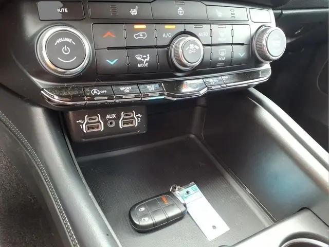 2024 Dodge Durango SXT AWD