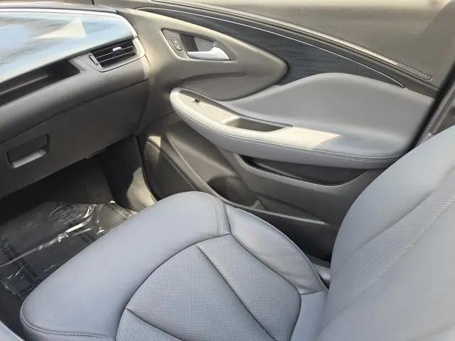 2020 Buick Envision FWD Essence