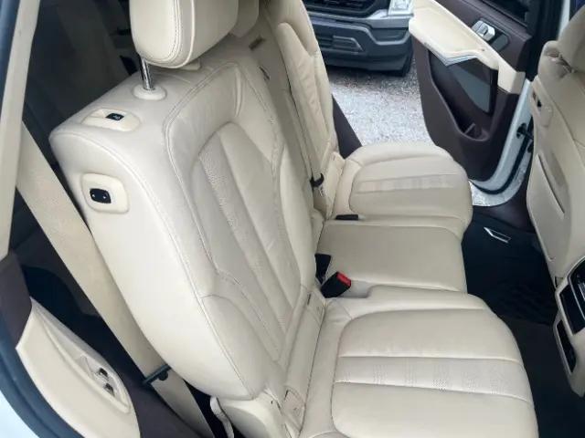 2019 BMW X7 xDrive40i