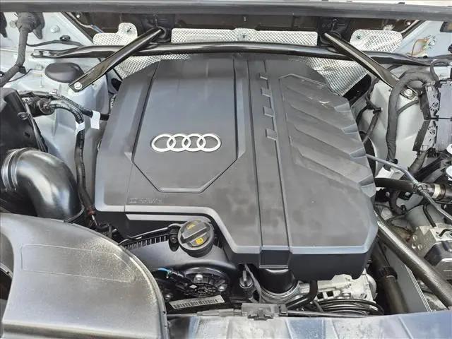 2023 Audi Q5 Premium 40 TFSI quattro S tronic