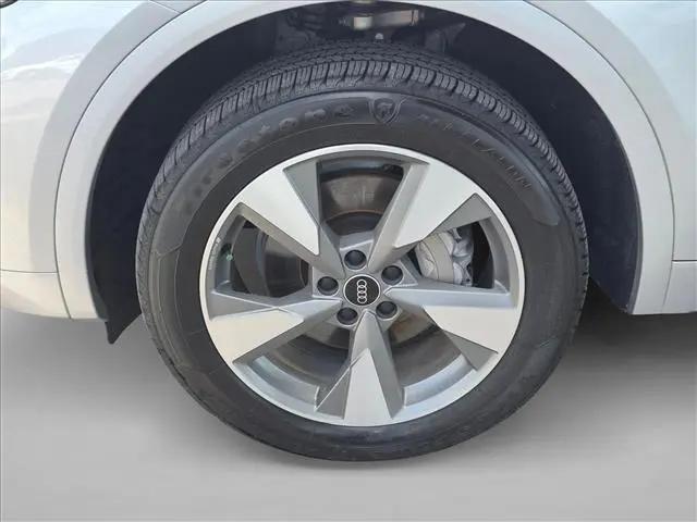 2023 Audi Q5 Premium 40 TFSI quattro S tronic