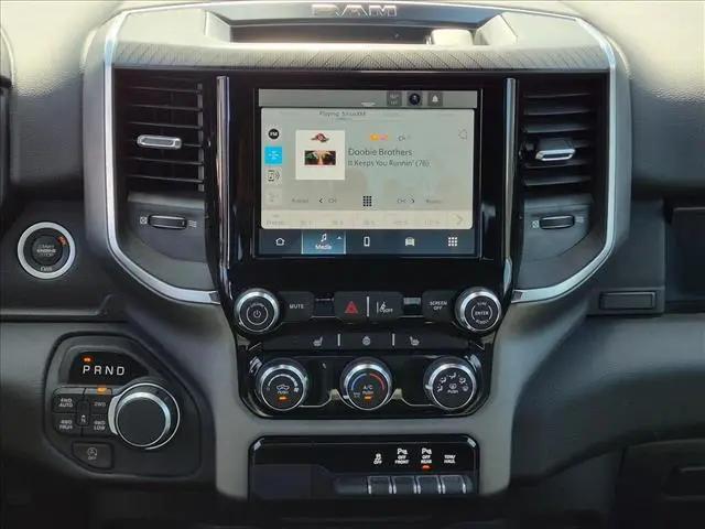 2025 Ram 1500 Big Horn Crew Cab 4x4 64 Box