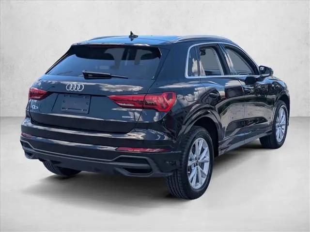 2022 Audi Q3 Premium Plus 45 TFSI S line quattro Tiptronic