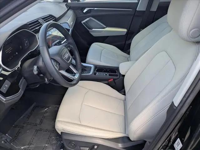2022 Audi Q3 Premium Plus 45 TFSI S line quattro Tiptronic