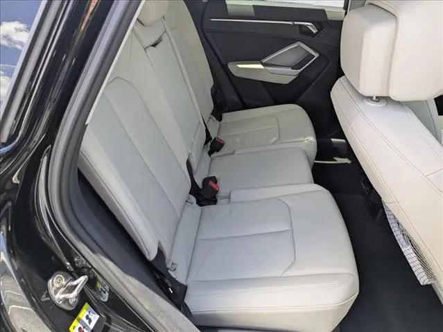 2022 Audi Q3 Premium Plus 45 TFSI S line quattro Tiptronic