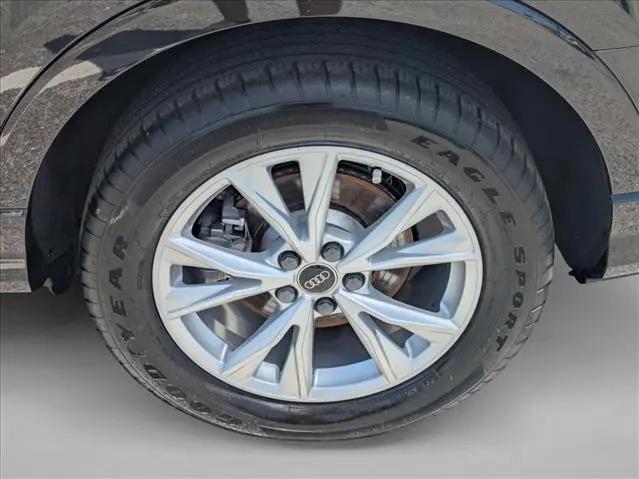 2022 Audi Q3 Premium Plus 45 TFSI S line quattro Tiptronic