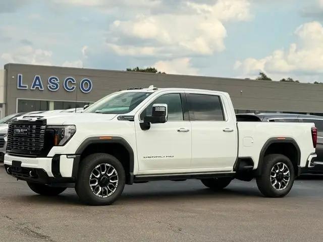 2025 GMC Sierra 3500HD Crew Cab, Standard Bed, Denali Ultimate, 4WD for sale in Fenton, MI