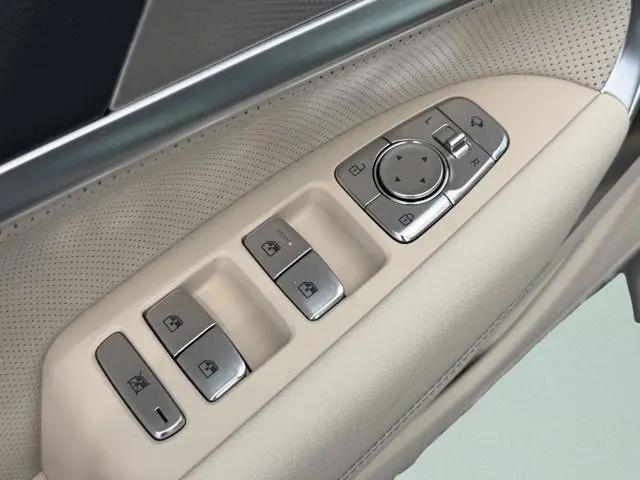 2026 Genesis G70 2.5T RWD Prestige