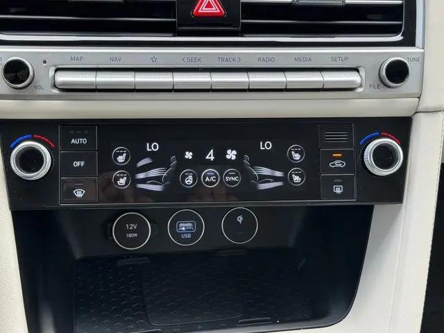 2026 Genesis G70 2.5T RWD Prestige