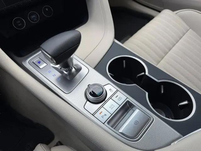 2026 Genesis G70 2.5T RWD Prestige