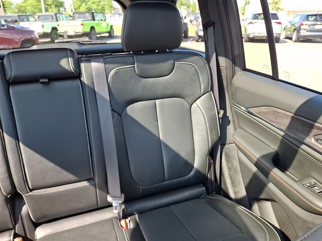 Used 2025 Jeep Grand Cherokee Overland 4x4 For Sale in East Hanover, NJ