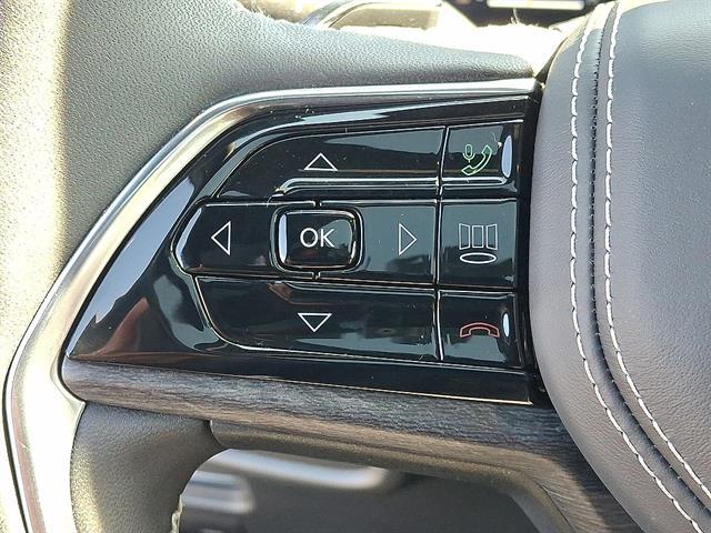 Used 2025 Jeep Grand Cherokee Overland 4x4 For Sale in East Hanover, NJ