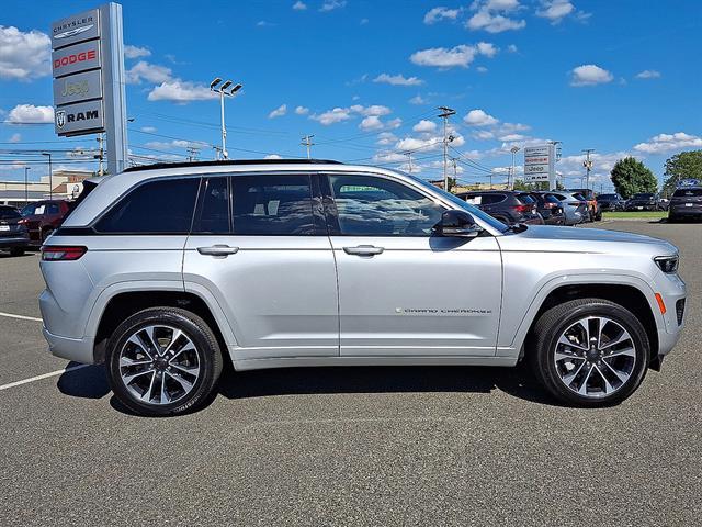 Used 2025 Jeep Grand Cherokee Overland 4x4 For Sale in East Hanover, NJ