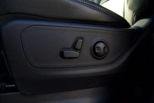 2025 Ram 1500 Rebel Crew Cab 4x4 57 Box