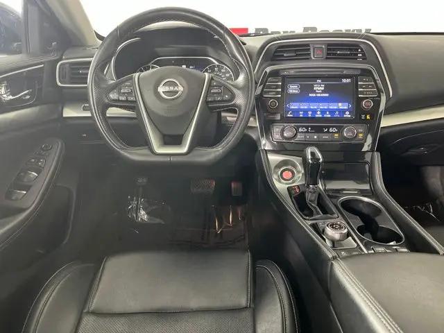 2023 Nissan Maxima SL