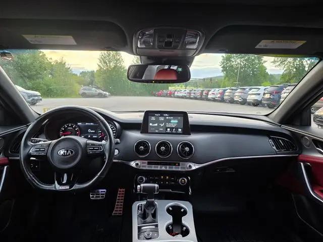 2019 Kia Stinger GT1