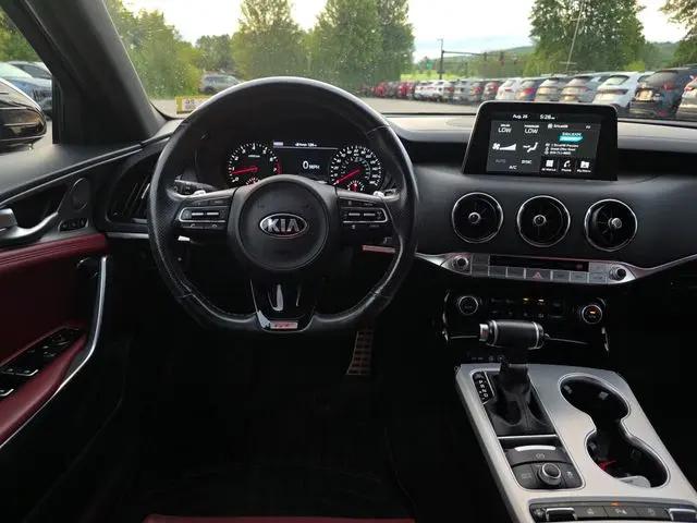 2019 Kia Stinger GT1