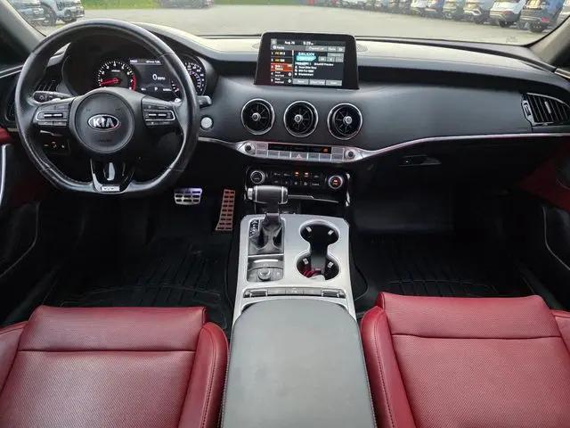 2019 Kia Stinger GT1