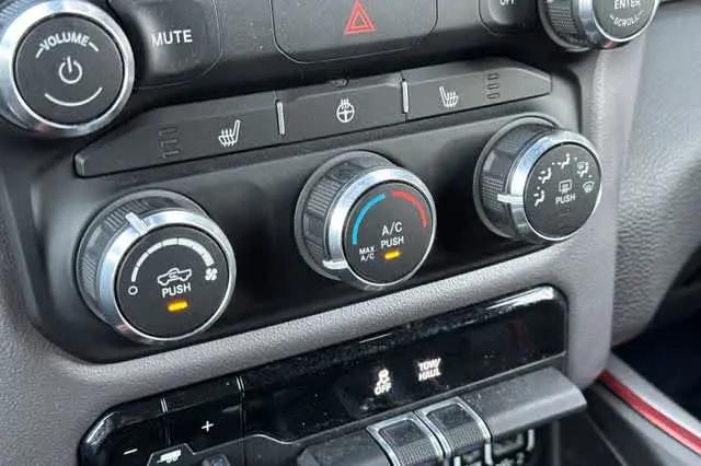 2019 Ram 1500 Rebel Crew Cab 4x4 5'7" Box