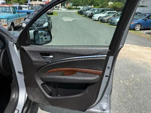 2017 Acura MDX w/Technology Package