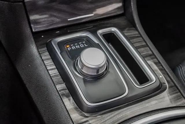 2021 Chrysler 300 Touring
