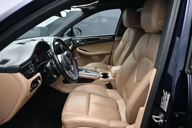 2019 Porsche Macan Macan