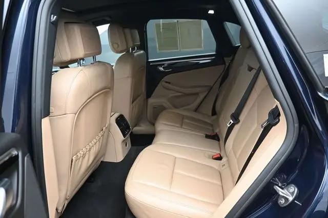 2019 Porsche Macan Macan