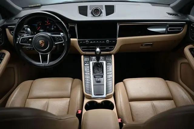 2019 Porsche Macan Macan