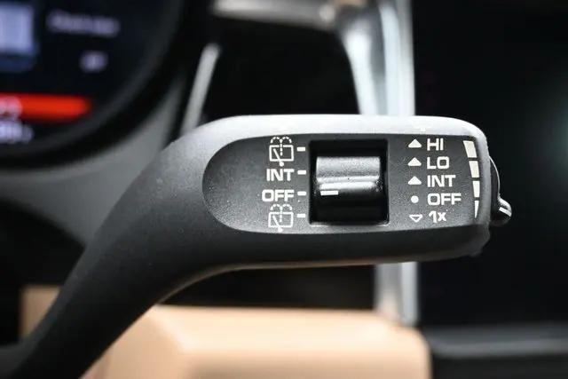 2019 Porsche Macan Macan