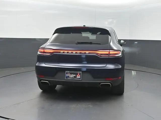 2019 Porsche Macan Macan