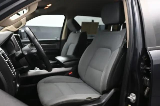 2019 Ram 1500 Big Horn/Lone Star Crew Cab 4x2 57 Box