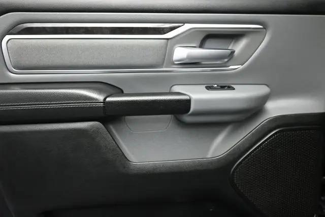 2019 Ram 1500 Big Horn/Lone Star Crew Cab 4x2 57 Box