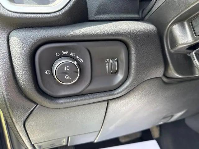 2024 Ram 2500 Big Horn Crew Cab 4x4 64 Box