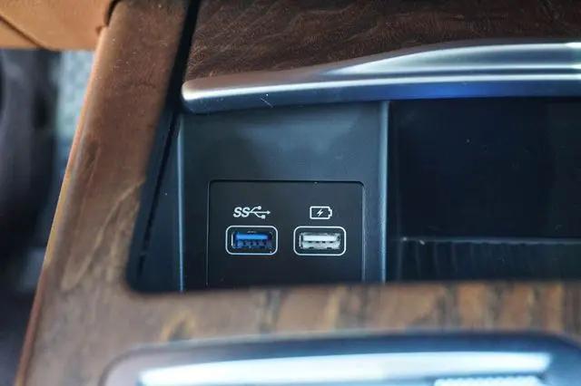 2022 Genesis G80 2.5T RWD