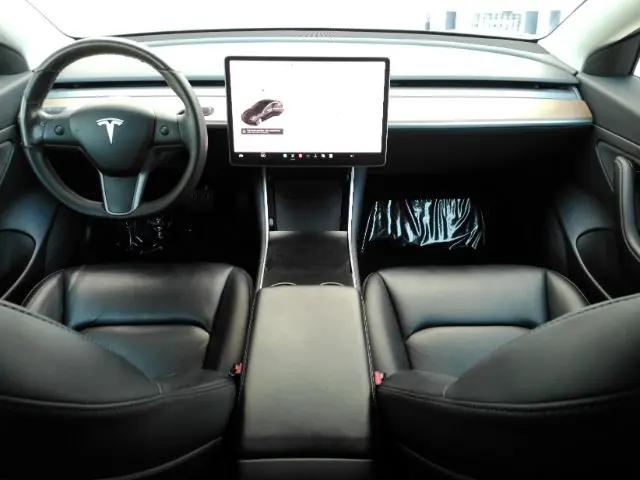 2020 Tesla Model 3 Standard Range Rear-Wheel Drive