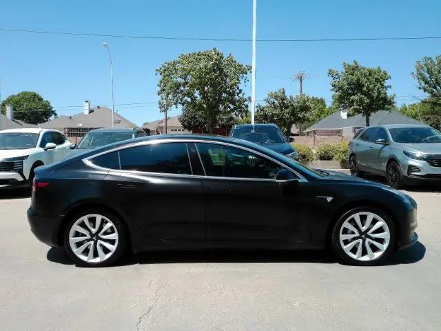 2020 Tesla Model 3 Standard Range Rear-Wheel Drive
