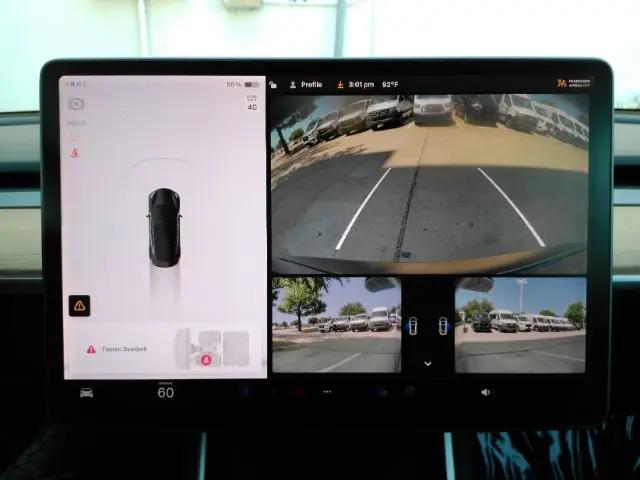 2020 Tesla Model 3 Standard Range Rear-Wheel Drive