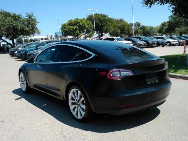 2020 Tesla Model 3 Standard Range Rear-Wheel Drive