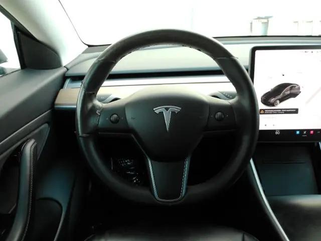 2020 Tesla Model 3 Standard Range Rear-Wheel Drive