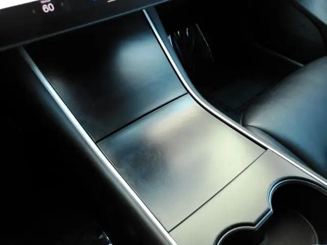 2020 Tesla Model 3 Standard Range Rear-Wheel Drive