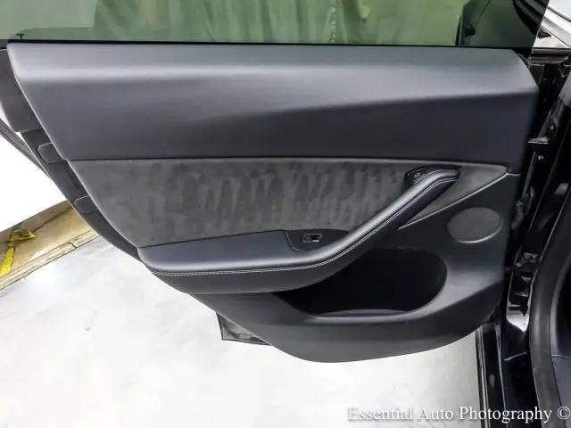 2022 Tesla Model Y Performance Dual Motor All-Wheel Drive