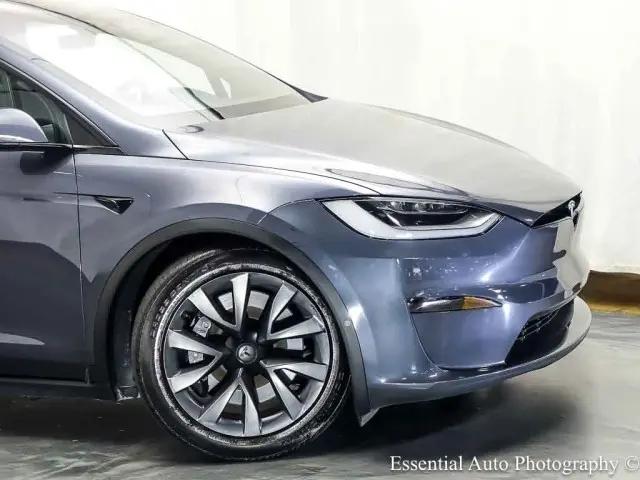 2023 Tesla Model X Standard Range
