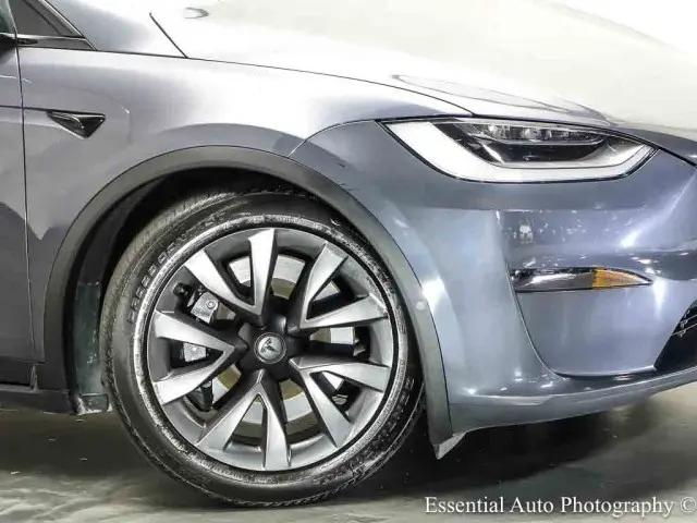 2023 Tesla Model X Standard Range