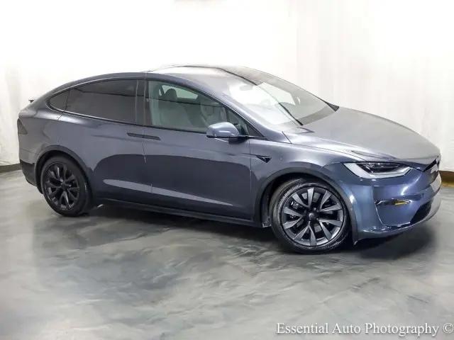 2023 Tesla Model X Standard Range
