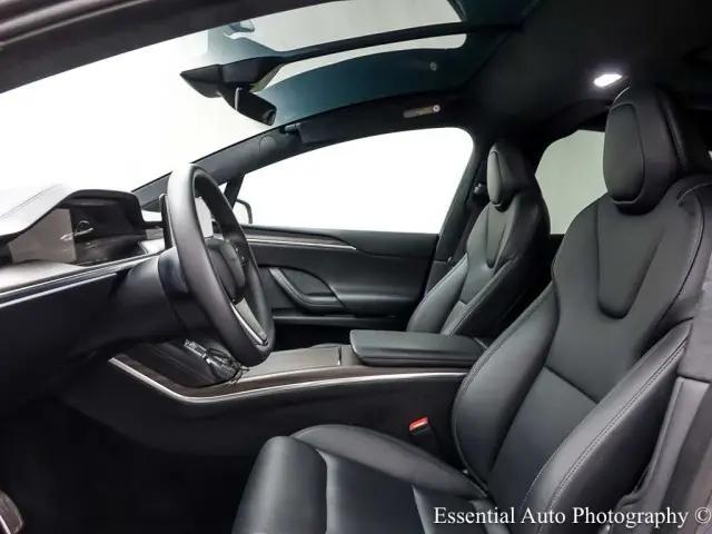 2023 Tesla Model X Standard Range