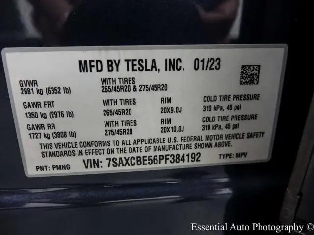 2023 Tesla Model X Standard Range