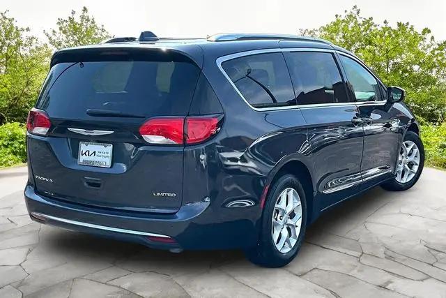 2020 Chrysler Pacifica Limited