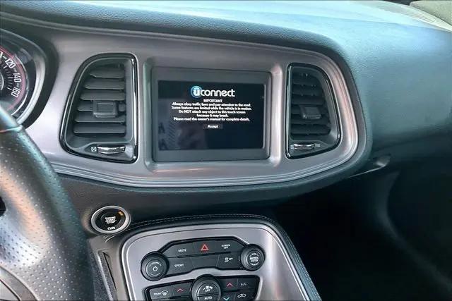 2023 Dodge Challenger SXT